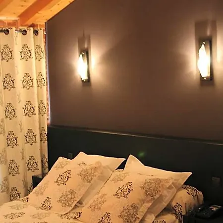 Szálloda Les Ecuries De La Tour 3*